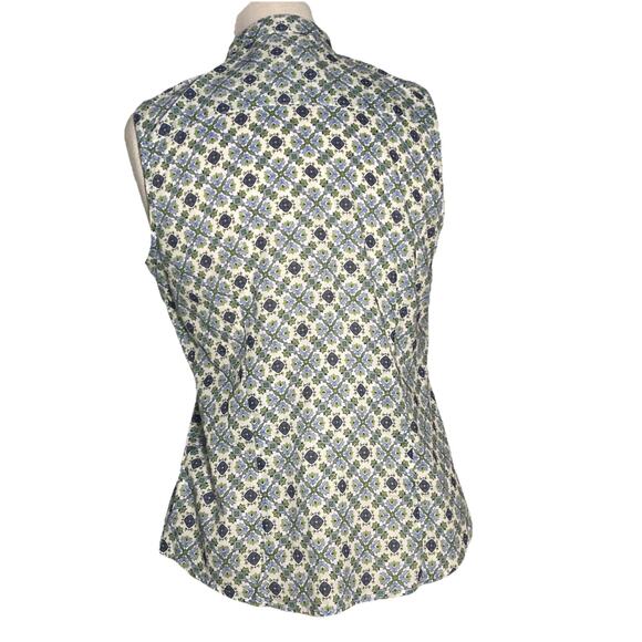 Charter Club Sleeveless Flower Print Button-Down Blouse 8- NWT - Picture 3 of 5